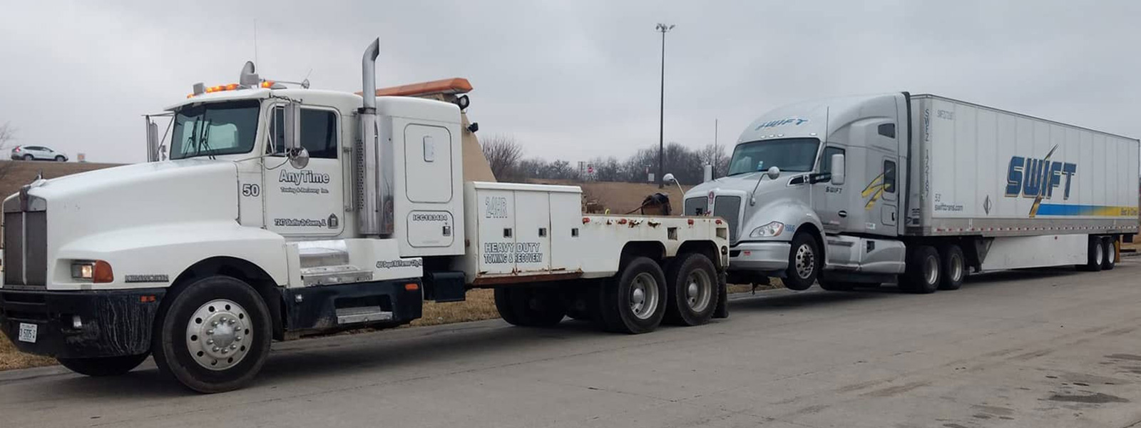 heavy duty recovery truck